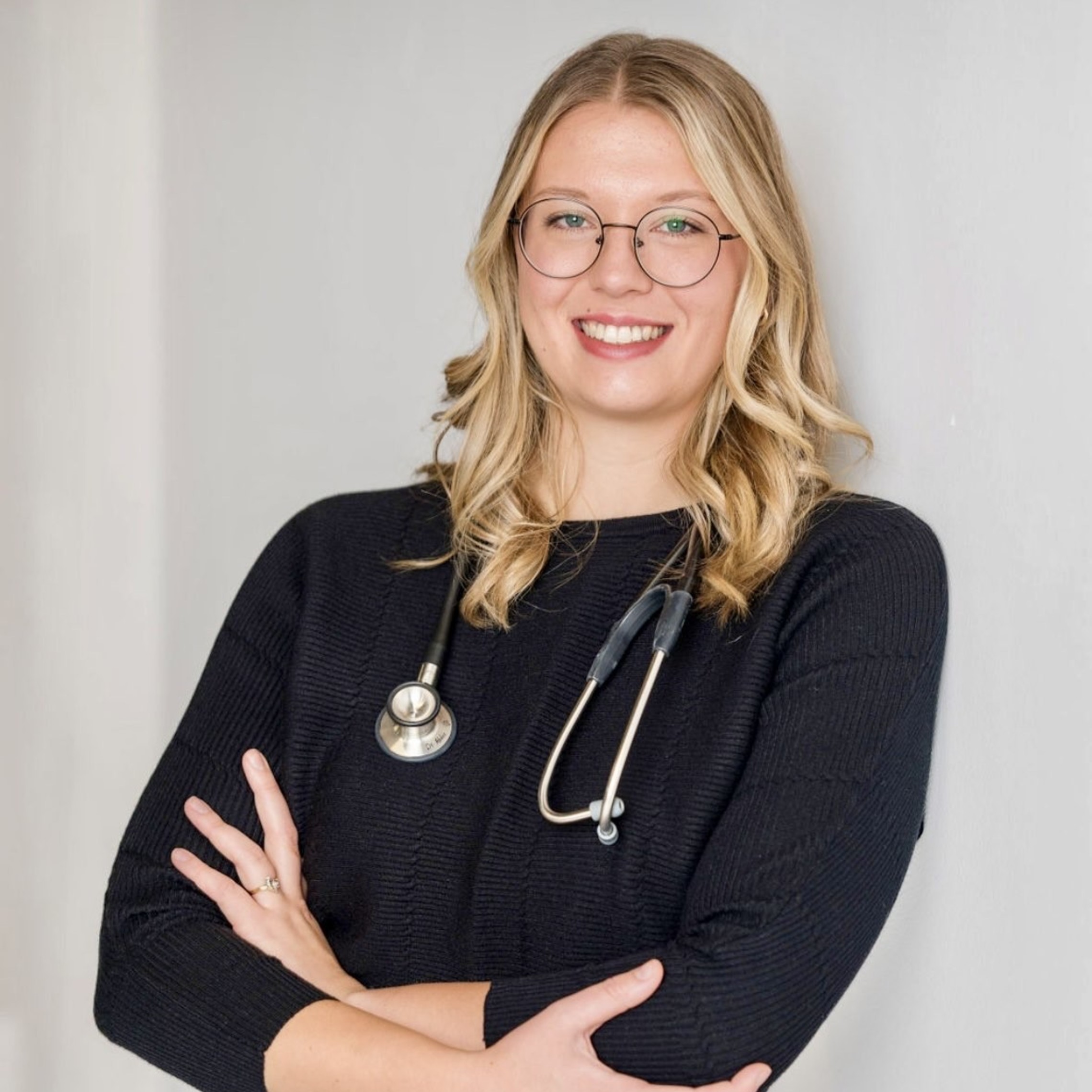 Dr Abbie